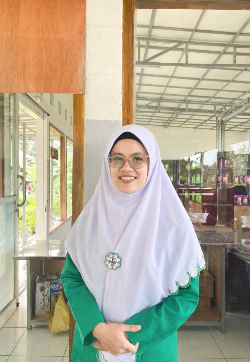 Ketua PAC Fatayat NU Klakah